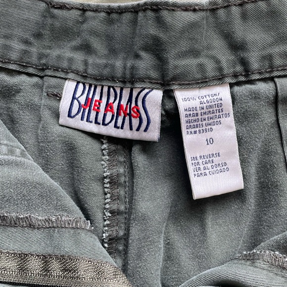 🦋3 for $10🦋 Bill Blass Women's Cargo Shorts in Green - Picture 2 of 3